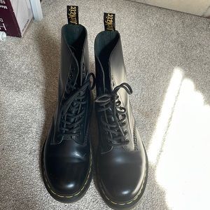 Dr Martens 11857